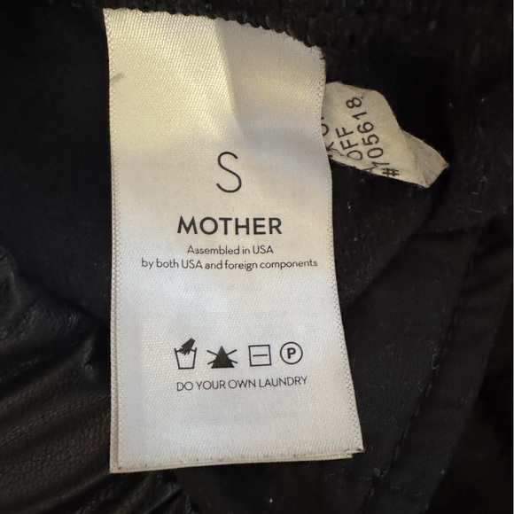 MOTHER Skippity Ankle pants in faux leather - Picture 10 of 10